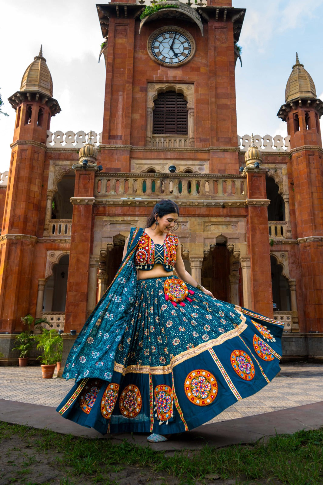 Meera Raas – Royal Navratri Lehenga Choli in Gujarati Style